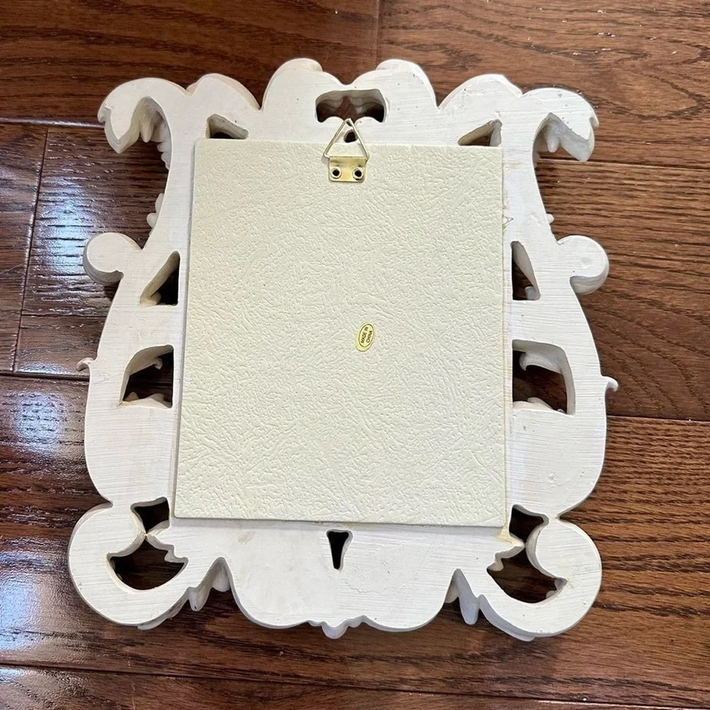Cream Frame Mirror